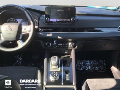 2022 Mitsubishi Outlander Black Edition