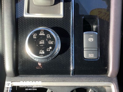 2022 Mitsubishi Outlander Black Edition