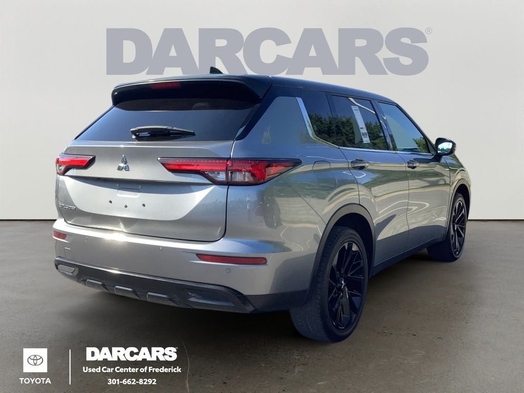 2022 Mitsubishi Outlander Black Edition