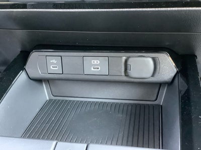 2025 Toyota Prius Plug-In Hybrid XSE Premium