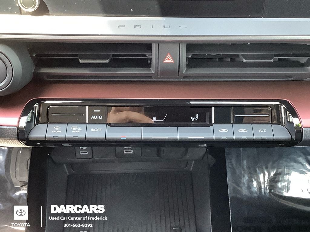 2026 Toyota Prius Plug-In Hybrid SE