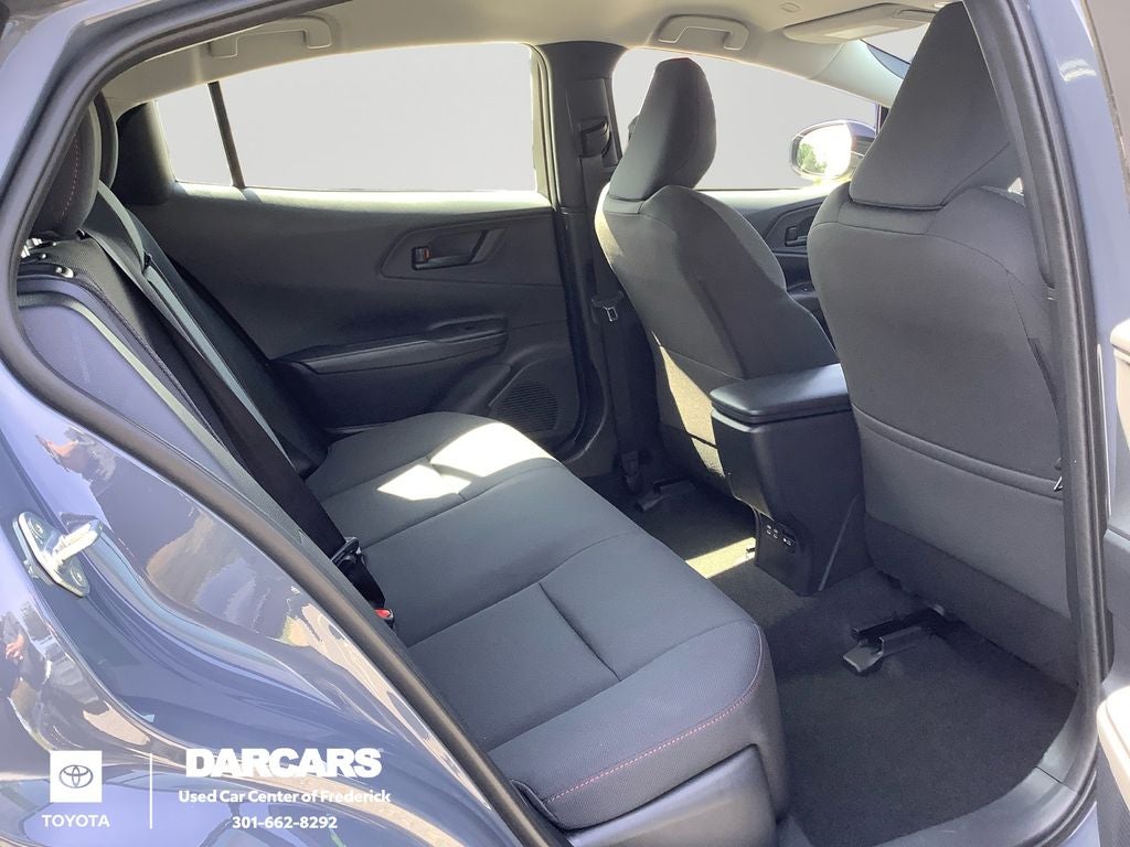 2026 Toyota Prius Plug-In Hybrid SE