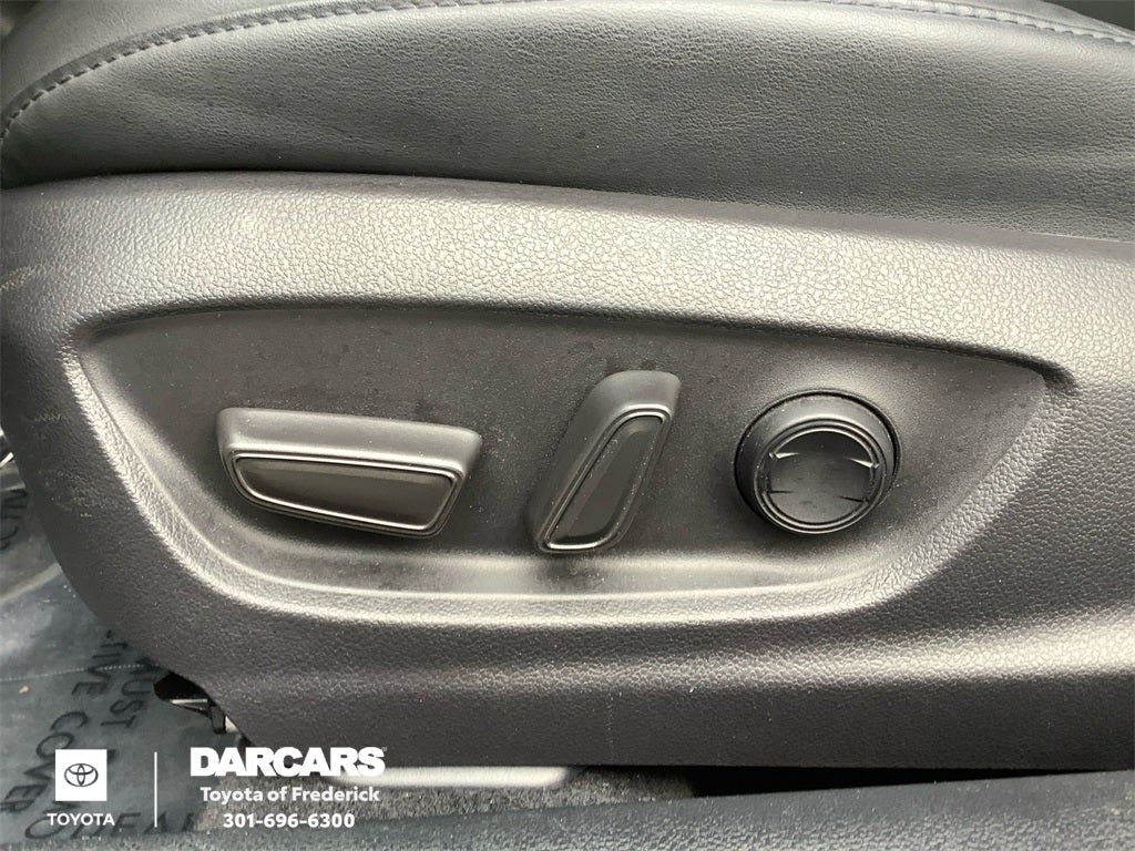 2019 Toyota Prius XLE