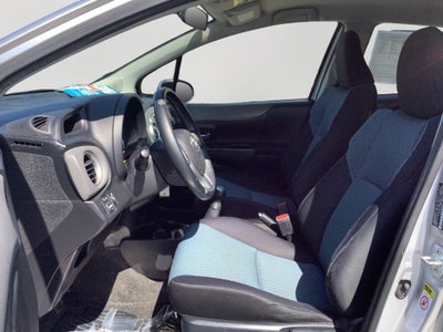 2012 Toyota Yaris SE