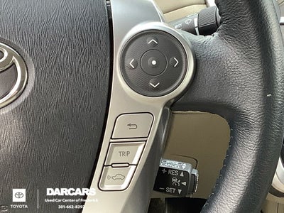 2015 Toyota Prius v Two