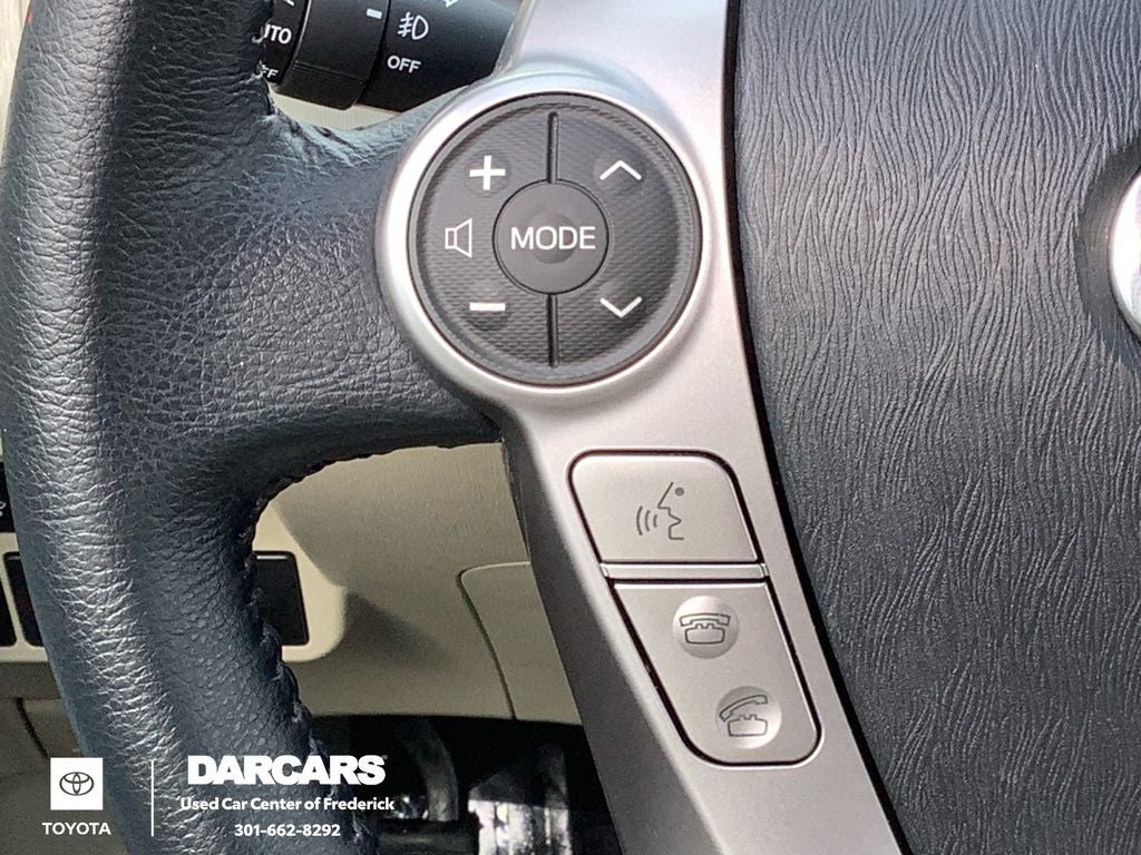 2015 Toyota Prius v Two