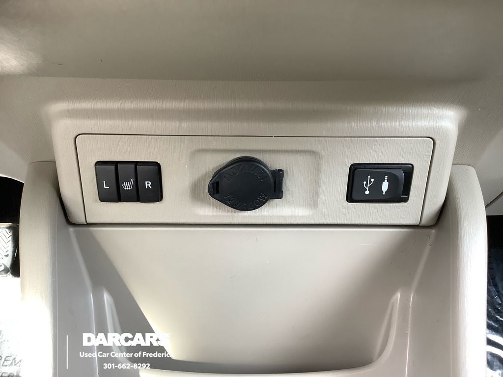 2015 Toyota Prius v Two