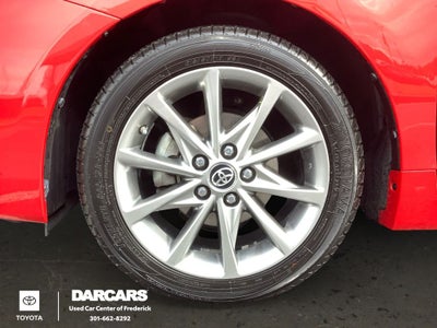 2015 Toyota Prius v Two