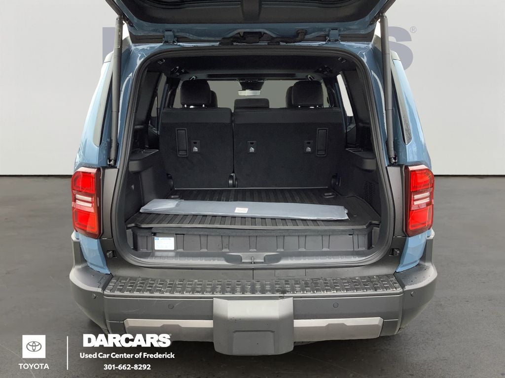 2025 Toyota Land Cruiser Premium Pkg