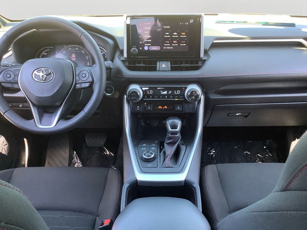 2024 Toyota RAV4 Prime SE