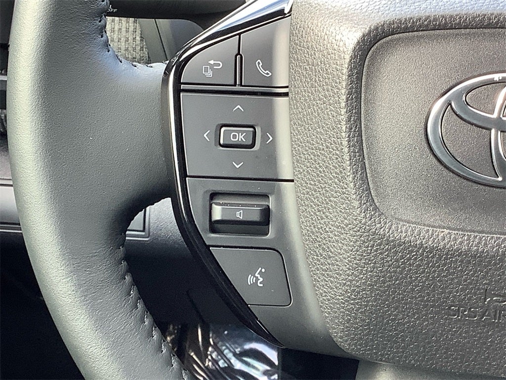 2024 Toyota bZ4X XLE PREMIUM PLUS PKG 1 OWNER